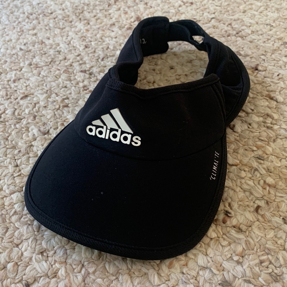 Adidas adjustable sun visor